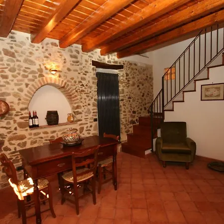 La Corte Di Pietro Tatil Evi *